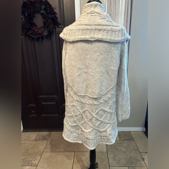 Beretta Made in Italy Oversized Cable Sweater - Picture 8 of 13